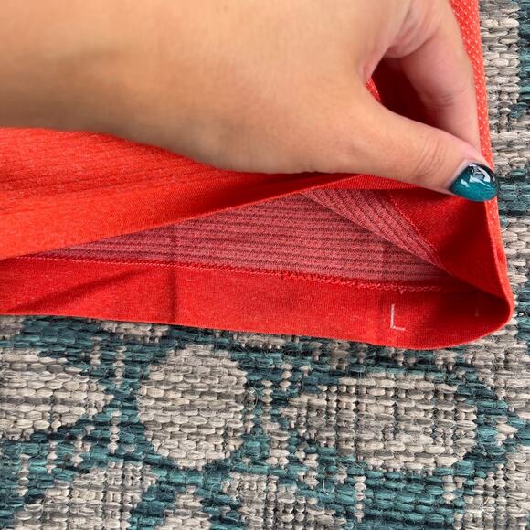 Lululemon Metal Vent Tech Short Sleeve Shirt in Neon Orange - Size L - Picture 5 of 10